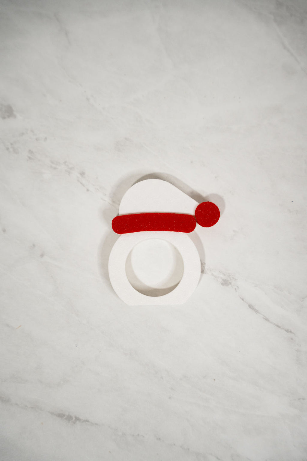 Festlicher Serviettenhalter im Weihnachtsmann-Design. Nachhaltig, dekorativ und perfekt für die Weihnachtstafel!