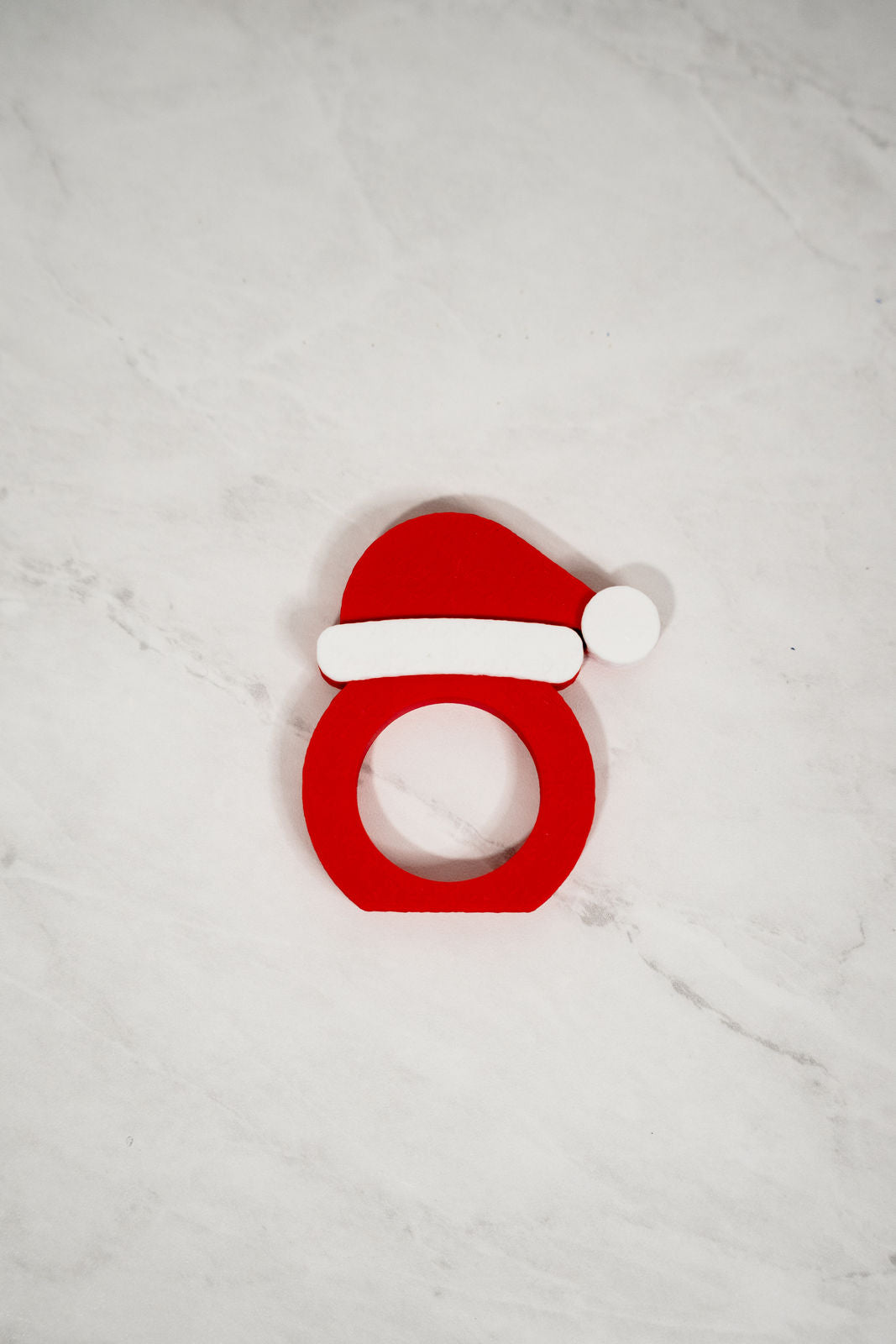 Festlicher Serviettenhalter im Weihnachtsmann-Design. Nachhaltig, dekorativ und perfekt für die Weihnachtstafel!