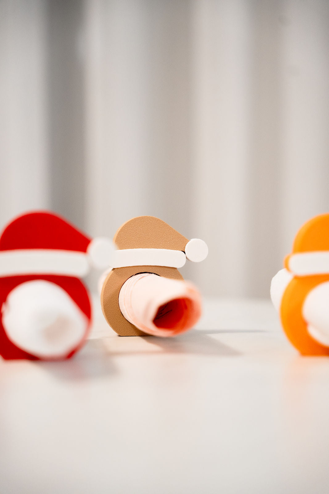 Festlicher Serviettenhalter im Weihnachtsmann-Design. Nachhaltig, dekorativ und perfekt für die Weihnachtstafel!