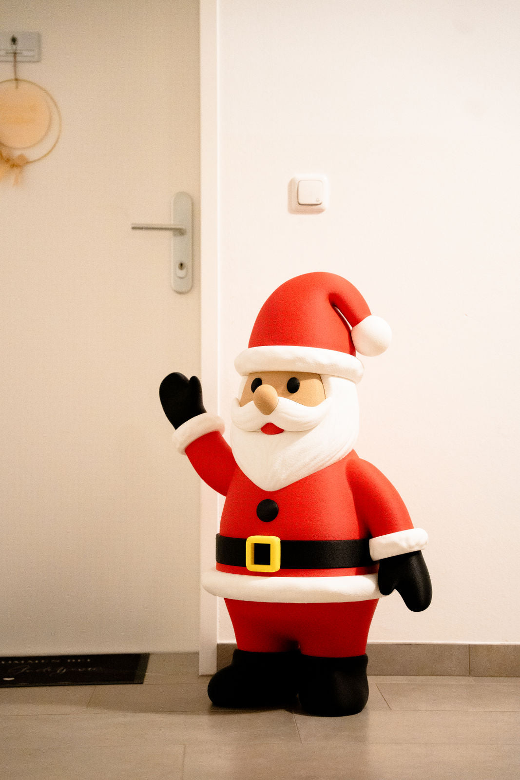 Weihnachtsmann Dekofigur – Für Innen & Außen