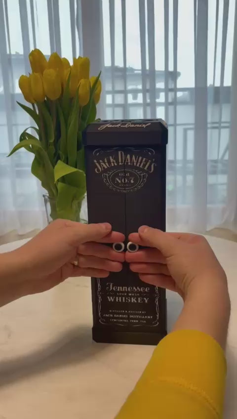 🥃 Premium Geschenkbox für Jack Daniel's – optional mit Beleuchtung & Personalisierung